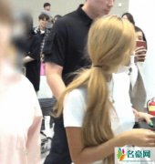 华莎mamamoo资料照片 华莎机场nobra性感身材一览无遗引网友尖叫