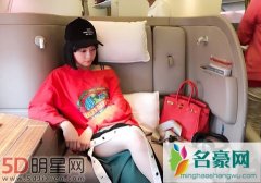 香港歌手岑日珈微博晒名包 多次被质疑受富商老板宠爱