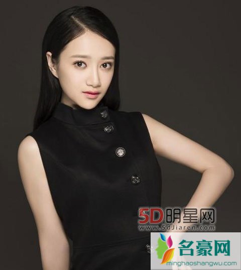 李伊庚郑涵妃乘瑶嫌疑人杀青 乘瑶回应赴韩国拍摄电影很有收获