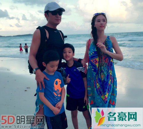 马景涛发文离婚后 妻子吴佳妮首发声