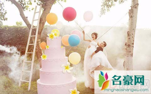 陈紫函将在西班牙举办婚礼 陈紫函与戴向宇甜蜜婚纱照