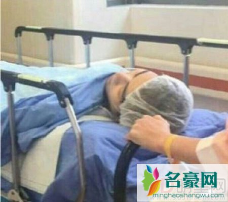 陈学冬现身医院 做胃镜闹出乌龙事件