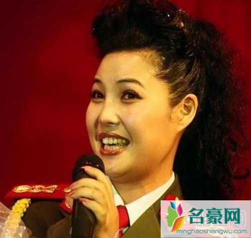 李双江之妻梦鸽身高最新情况 李双江梦鸽合唱歌曲