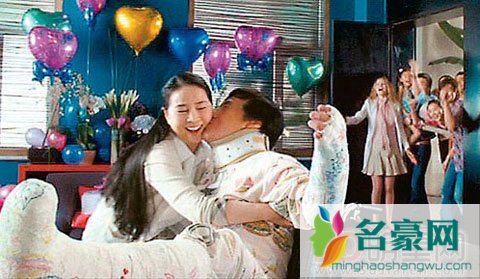 成龙武戏最拼 断手断脚出道不易