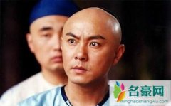 陈法蓉被张卫健吻脚啃脚 张卫健陈法蓉吻戏