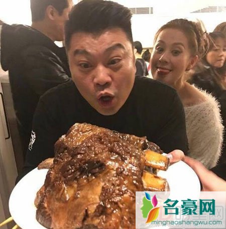 曾志伟赢巨额奖金心情好 频组饭局宴请在港艺人