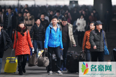 2022正月初六的火车票什么时候可以买 春运火车票抢票技巧