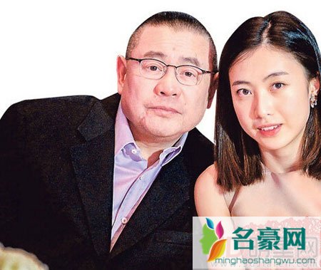 刘銮雄疑将举办婚礼 甘比开心晒婚鞋预告