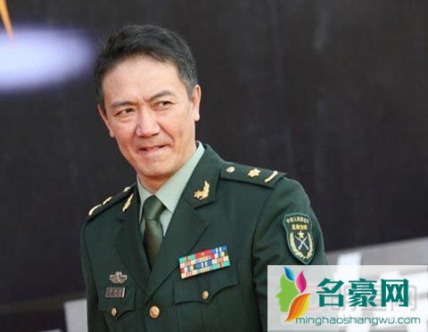 李幼斌的姐姐是谁 李幼斌为什么没绯闻