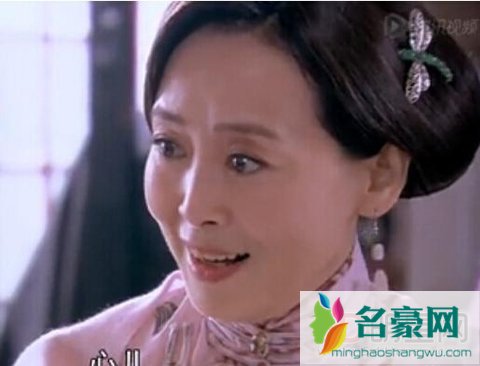 张瑞珈千金女贼吻戏 张瑞珈年轻时候照片