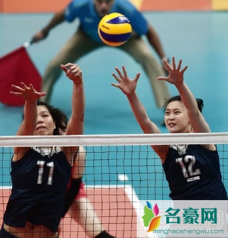 铁榔头郎平时隔12年带领中国女排闯进奥运会决赛