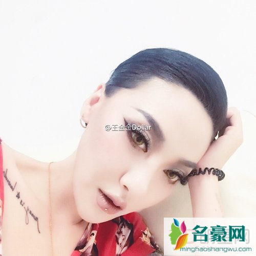 超女王金金首谈家庭背景 王金金父母不看女儿比赛