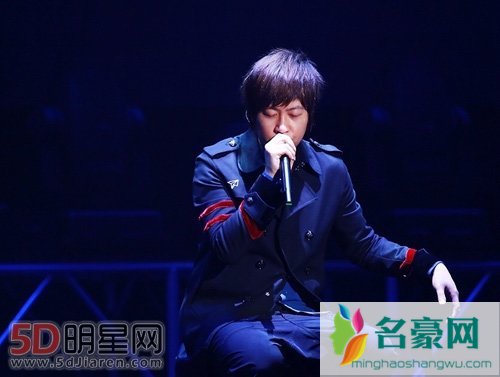 五月天演唱会感性喊话粉丝 女神贾静雯与老公修杰楷看演唱会