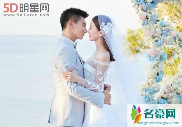 吴奇隆刘诗诗婚后不急造人 吴奇隆妈妈机场送别儿子儿媳