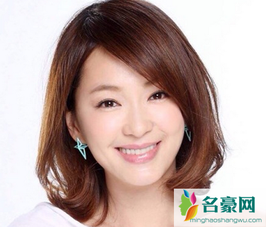 蔡君茹老公李易资料简历 蔡君茹李易婚礼结婚照