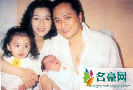 汤镇业有几个老婆 汤镇业第一任老婆/第二任老婆