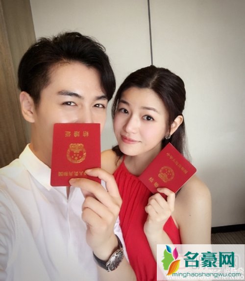 陈晓陈妍希婚礼喜帖曝光 盘点两人相爱经过