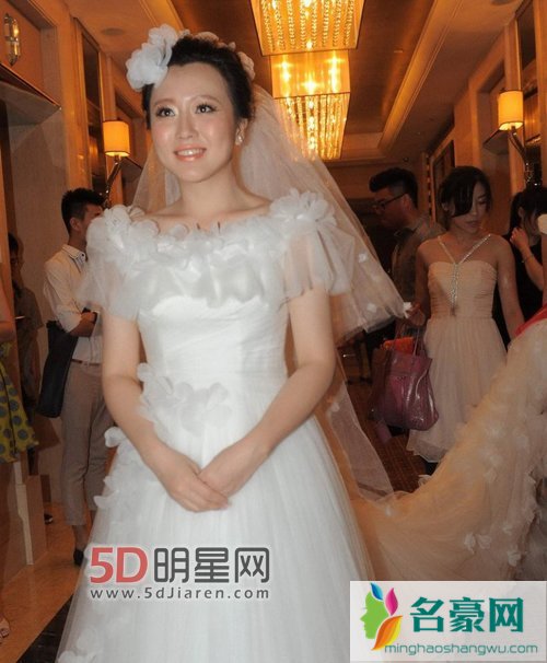 潘阳老公石磊离婚了吗 潘阳老公石磊闹离婚