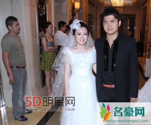 潘阳老公石磊离婚了吗 潘阳老公石磊闹离婚