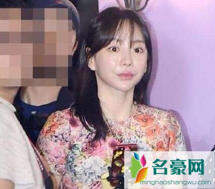 黄荷娜被艺人下毒怎么回事 下毒艺人到底是谁?