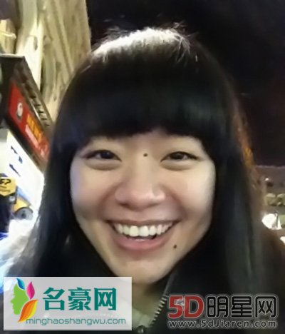 岳跃利全家福照片 岳跃利女儿是谁以及照片