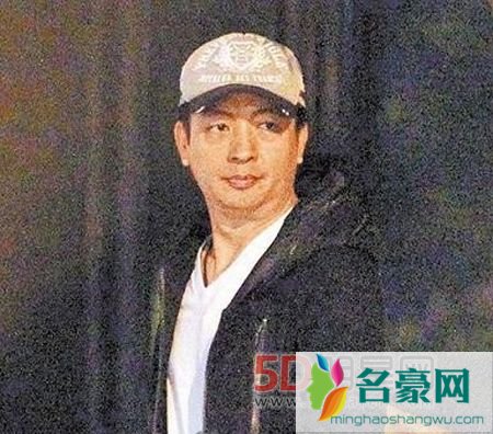 林依晨男友郑家尧/胡歌 林依晨现在的男朋友