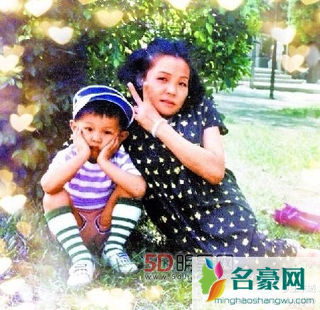 汪东城的爸爸妈妈是谁 汪东城小时候的照片