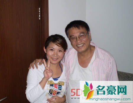 吴孟达老婆是谁 吴孟达现任老婆妻子