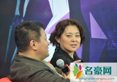 倪萍又和导演杨亚洲结婚 杨亚洲与倪萍生活照