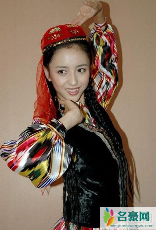 佟丽娅是新疆人吗 佟丽娅跳新疆舞