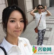 王祖蓝老婆李亚男晒两人合照 王祖蓝自称太幸福而发胖