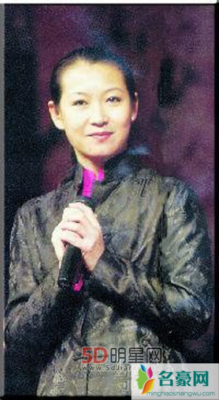 赵本山现任妻子年龄简历 赵本山新任妻子是谁