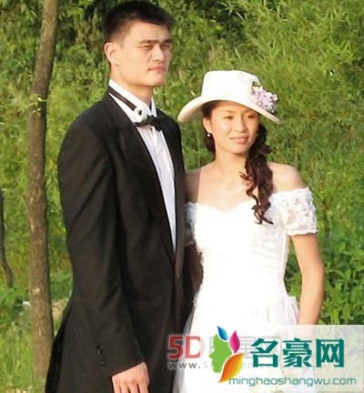 姚明老婆妻子身高多少 姚明的身高约为2.29米