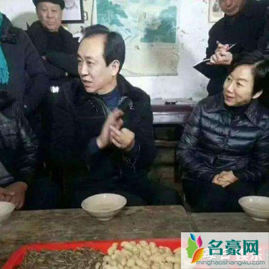 许家印老婆丁玉梅简介 丁玉梅家庭背景介绍